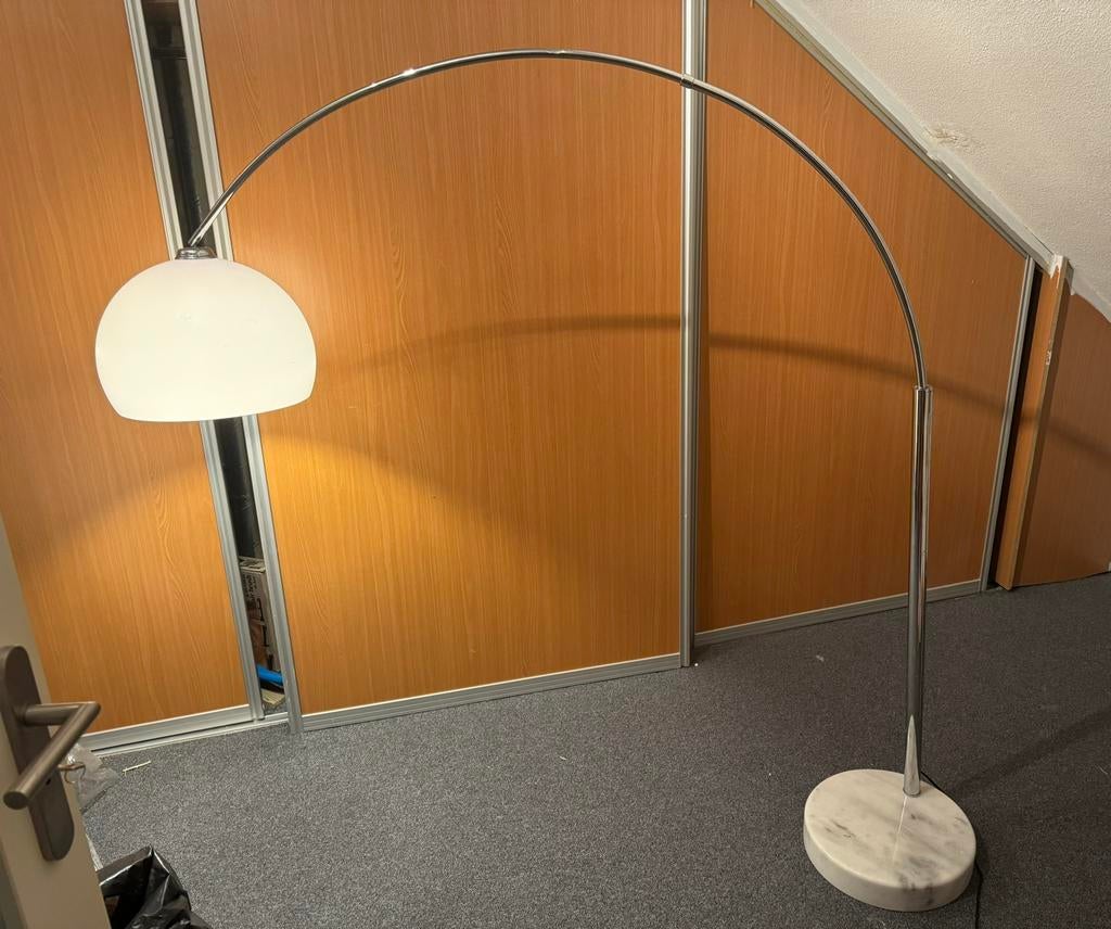 Toffe booglamp met marmeren voet, Ophalen, Zo goed als nieuw, Overige materialen, 150 tot 200 cm