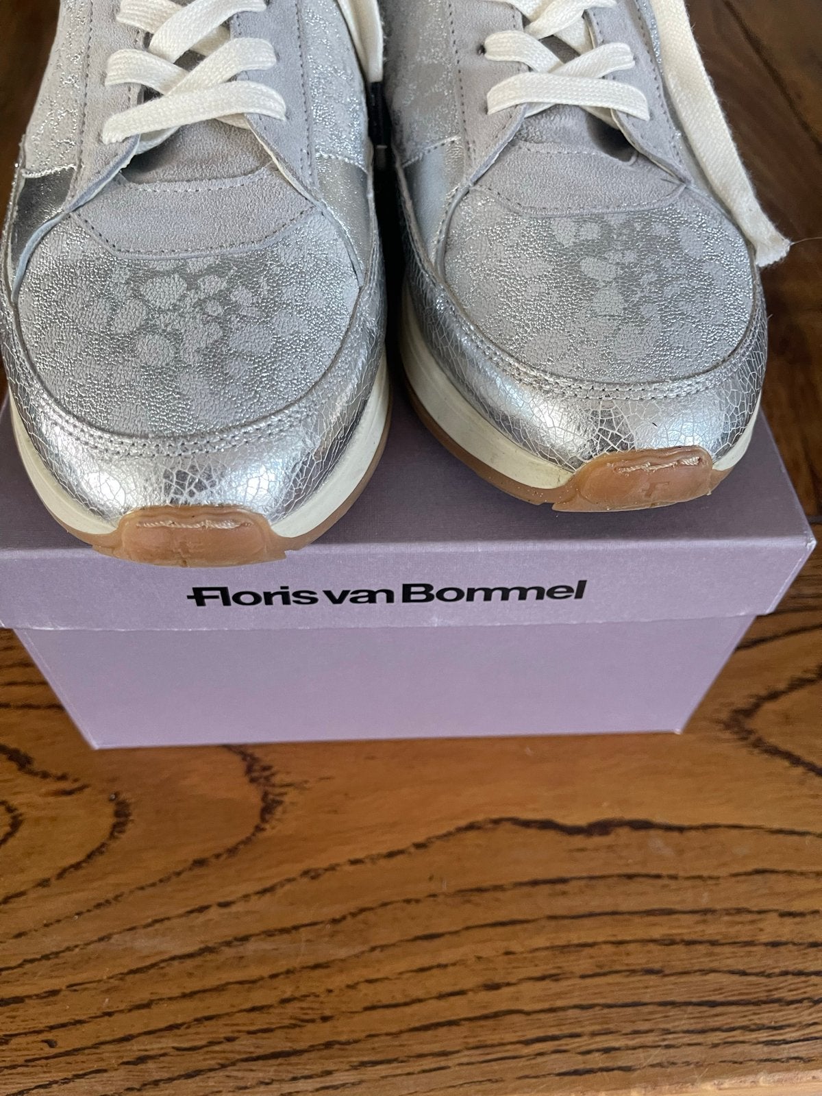 Floris van Bommel Sneakers - Zilver - Maat 40, Overige kleuren, Ophalen of Verzenden, Sneakers of Gympen, Zo goed als nieuw