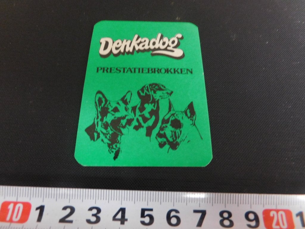 sticker denkadog prestatiebrokken hond, Ophalen of Verzenden, Zo goed als nieuw