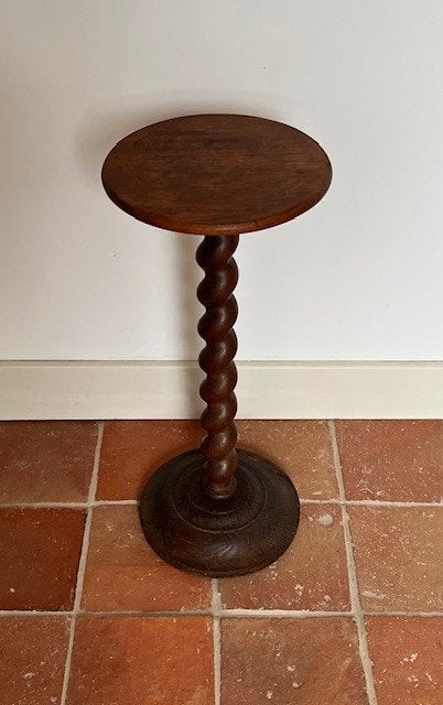 Frans vintage eikenhouten plantentafeltje met gedraaide poot, Ophalen of Verzenden