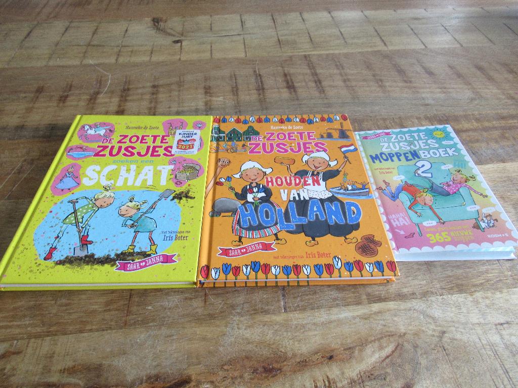 3 boeken van De zoete zusjes. Moppen Holland Schat, Ophalen of Verzenden, Zo goed als nieuw, Fictie algemeen
