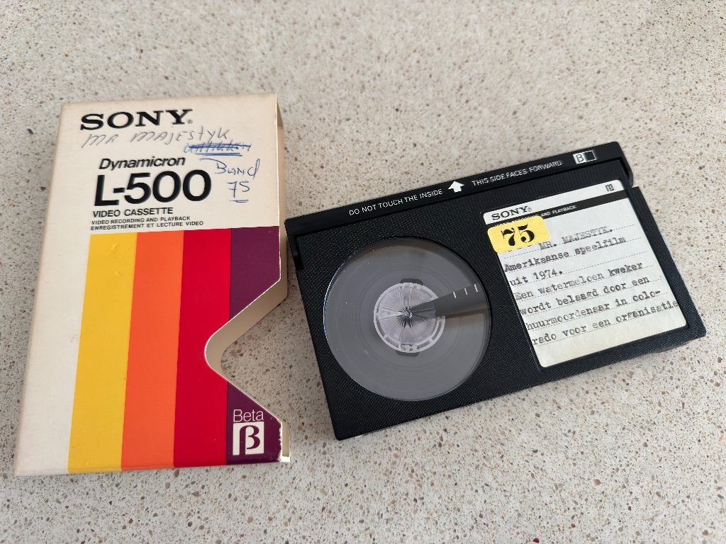 Mr. Majestyk (1974) op Sony Betamax videocassette, Nederlands ondertiteld, Vanaf 16 jaar, Betamax, Ophalen of Verzenden