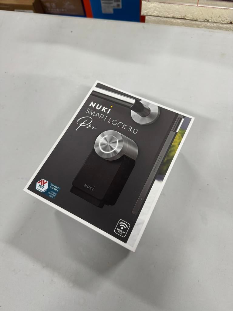 Nuki Smart Lock 3.0 Pro + Keypad 2.0, Ophalen of Verzenden, Zo goed als nieuw, Overige materialen, Slot