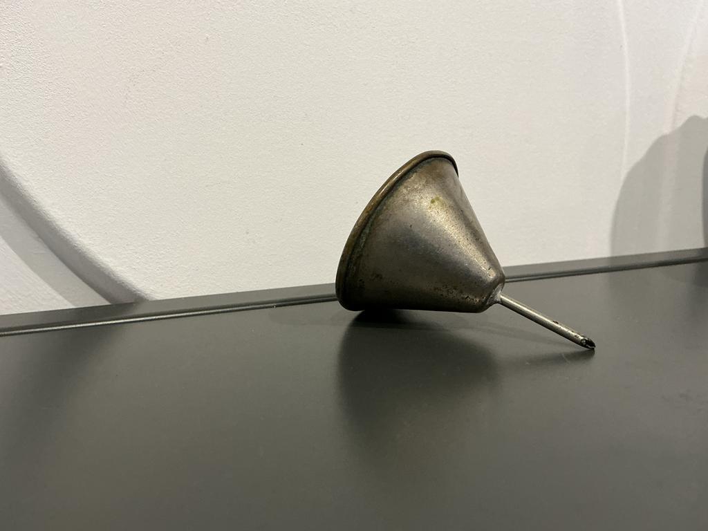 Oude metalen trechter, Ophalen of Verzenden