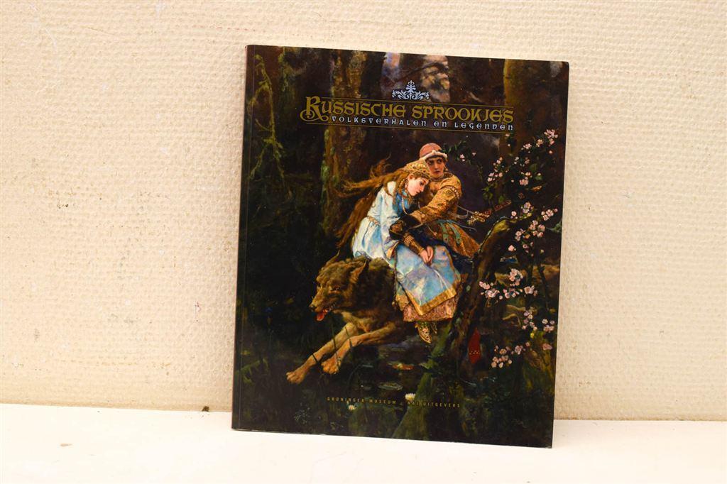 Russische sprookjes volksverhalen en legendes 49874, Boeken, Ophalen of Verzenden, Gelezen