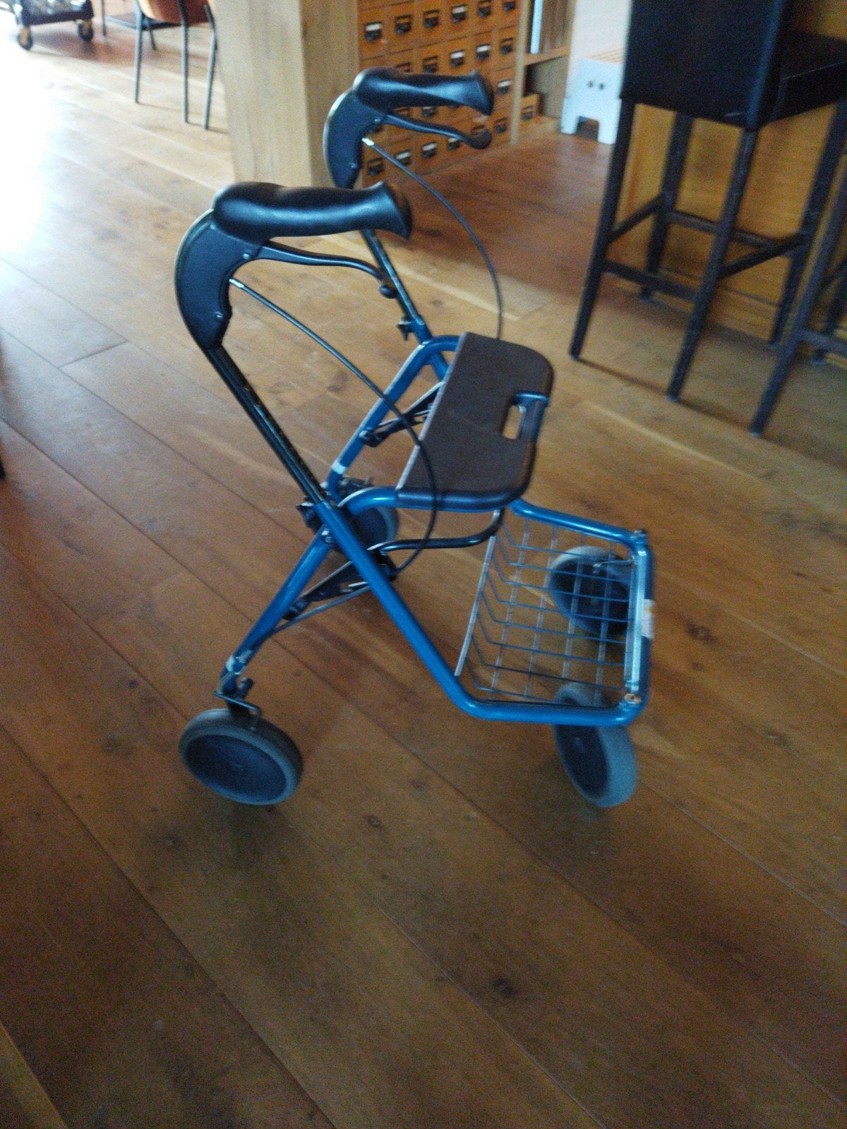 rollator te koop, Ophalen of Verzenden, Gebruikt