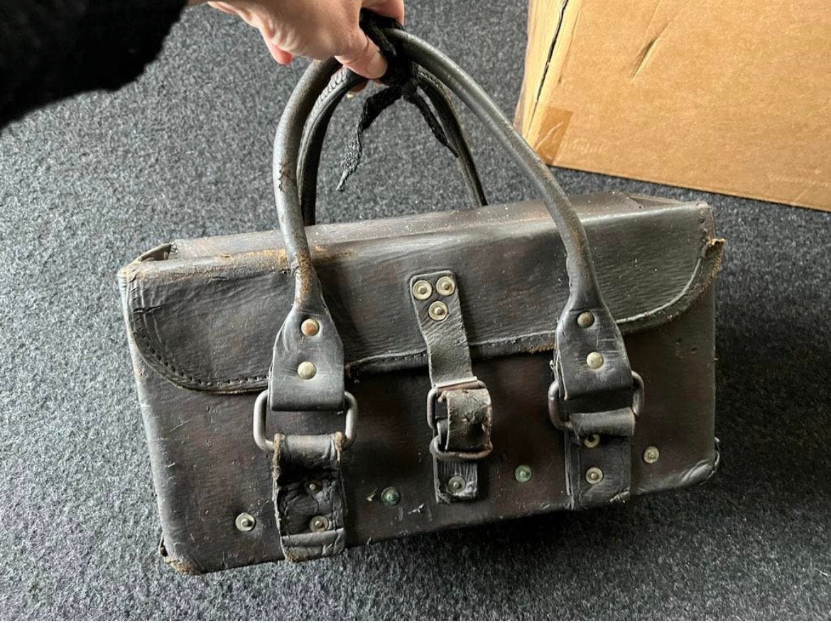 Vintage/Antieke militaire leren tas/ koffer WOII, Ophalen of Verzenden, Overige soorten, Overige typen