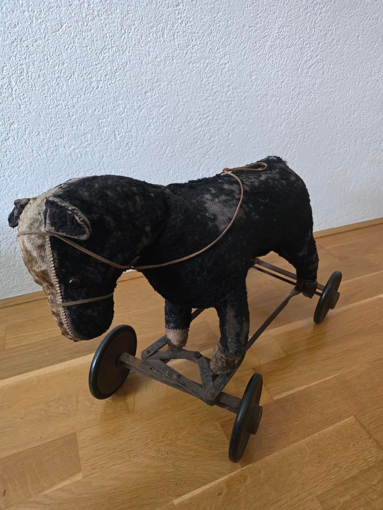 Antiek paard op wielen - decoratief speelgoed, Ophalen of Verzenden