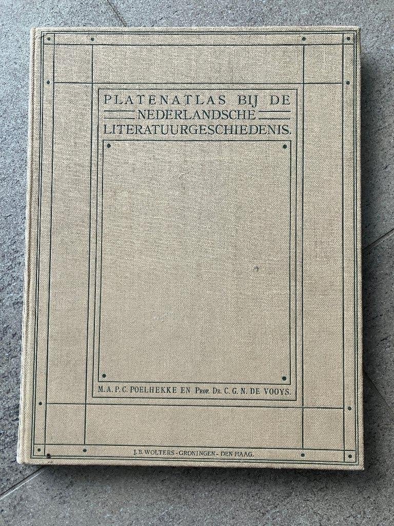 Platenatlas bij de Nederlandsche Literatuurgeschiedenis, Ophalen of Verzenden, Gelezen, Poelhekke/De Vooys