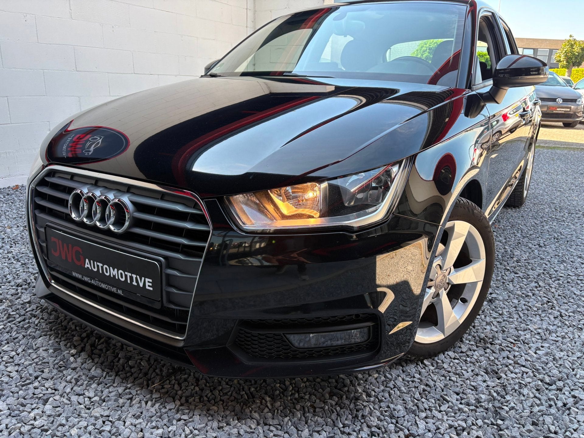 Audi A1 Sportback 1.0 TFSI Sport Airco/Parkeersensoren/Stoel, Auto's, Voorwielaandrijving, Zwart, 95 pk, 4 stoelen