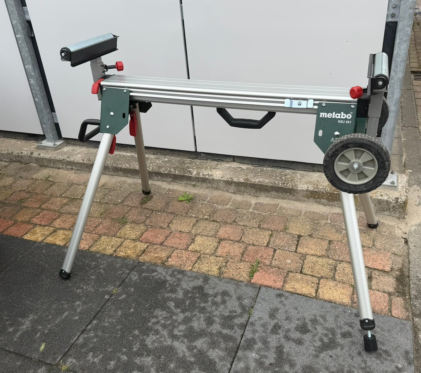 Metabo KSU 251 onderstel voor afkortzaag, Ophalen, Gebruikt