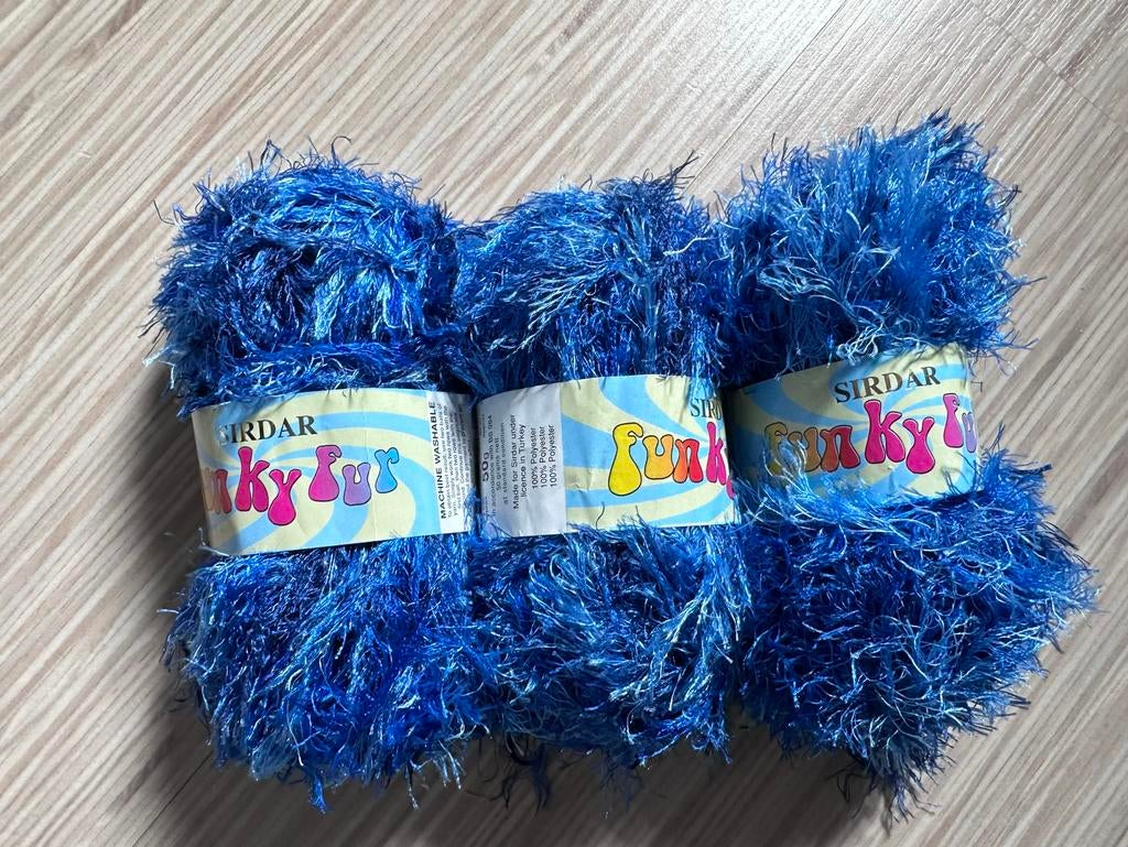 3 bollen fluffy Garen - Blauw, Ophalen of Verzenden, Nieuw, Breien of Haken, Wol of Garen