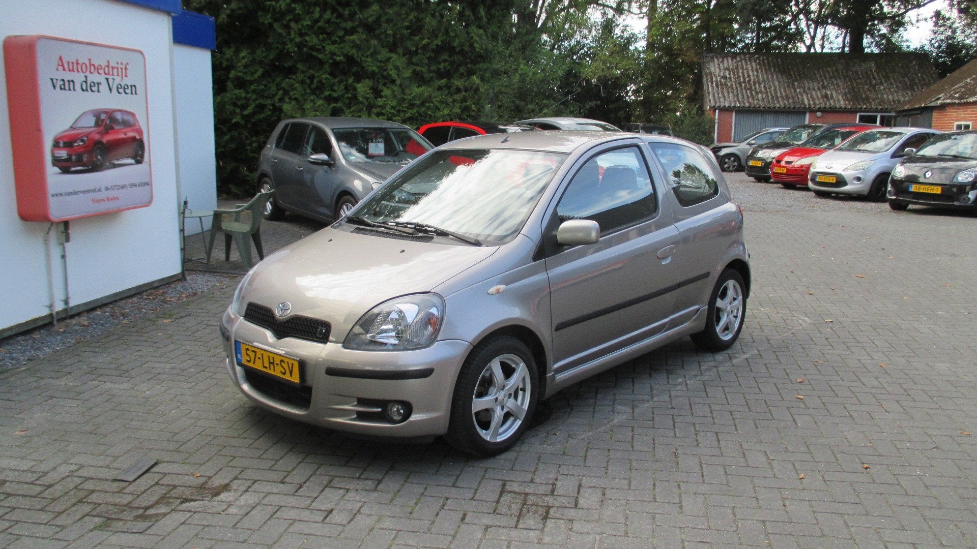Toyota Yaris 1.5-16V VVT-i T-Sport, Auto's, Toyota, Voorwielaandrijving, Gebruikt, 31 €/maand, 4 cilinders