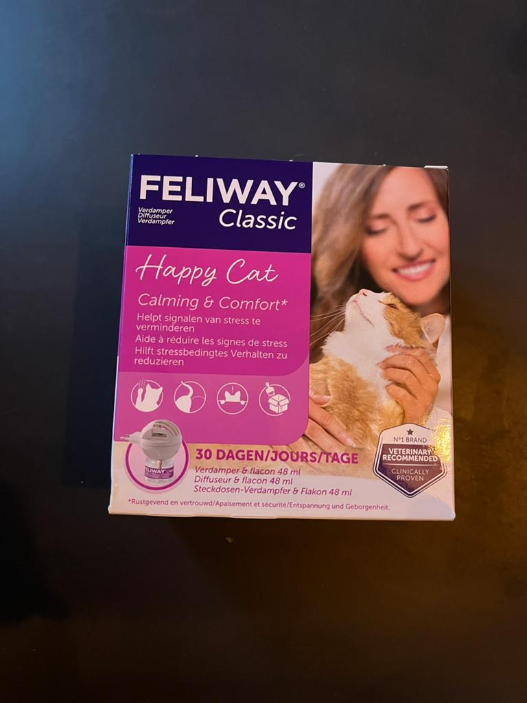Feliway Classic happy cat, Dieren en Toebehoren, Katten-accessoires, Ophalen of Verzenden, Zo goed als nieuw