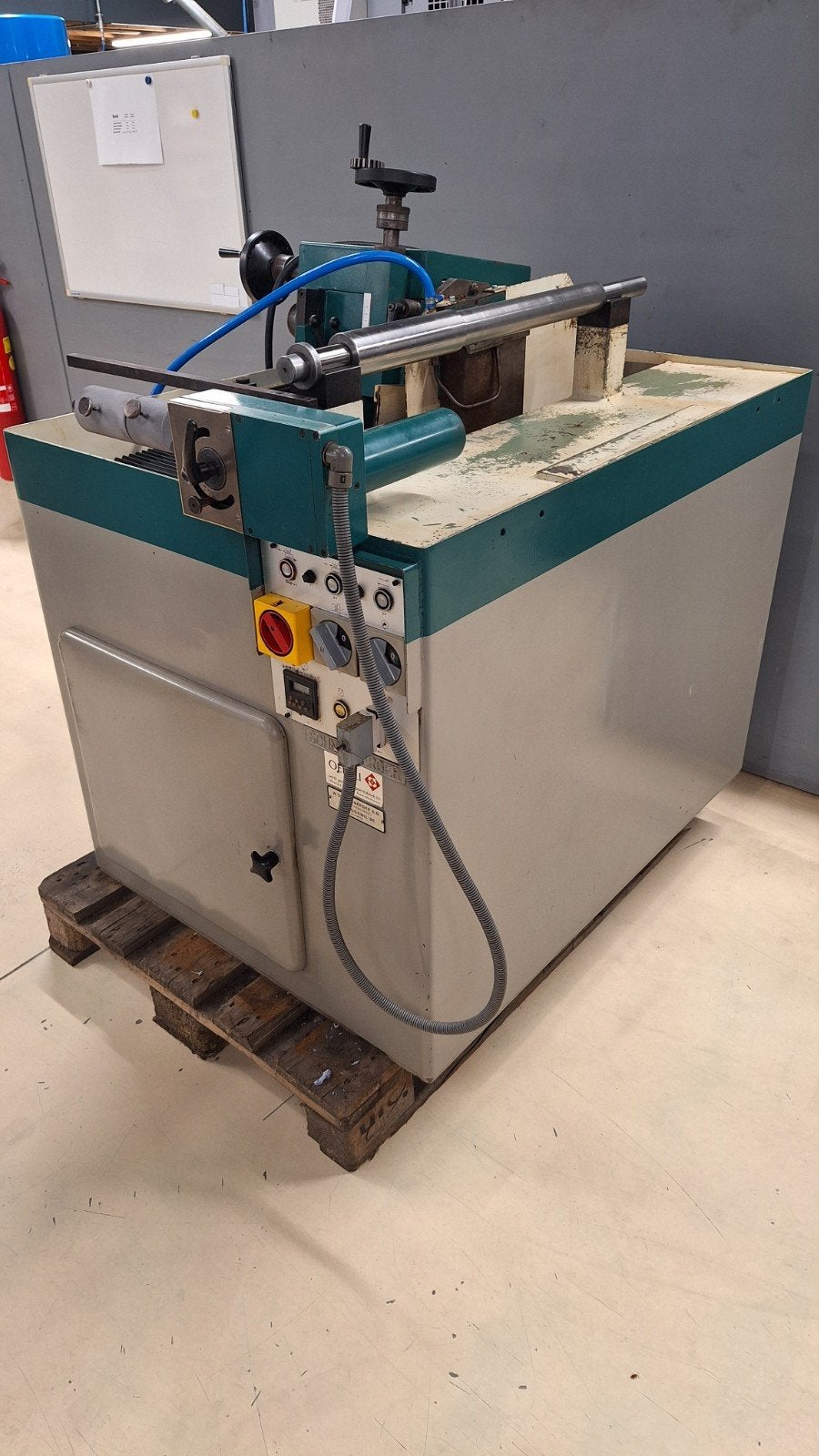 Centromat Schneeberger slijpmachine, Ophalen