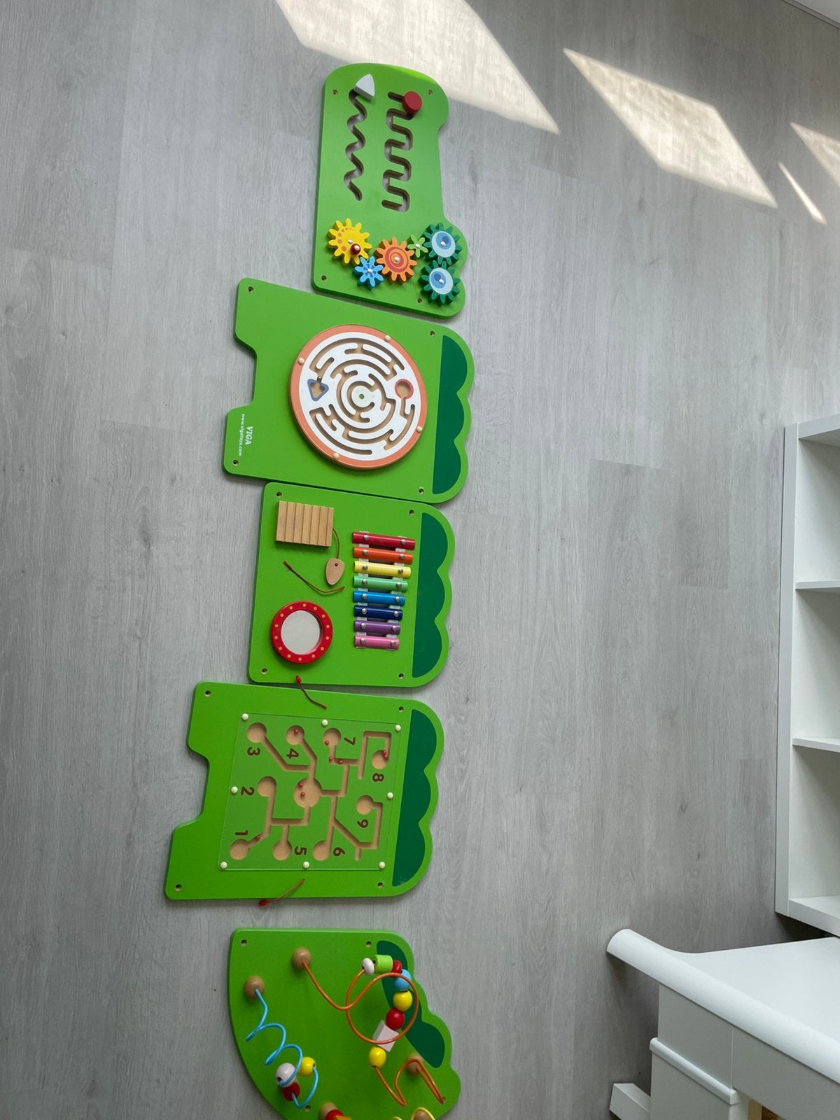 Vigatoys Wandspeelbord - Educatief en Interactief Speelgoed, Ophalen of Verzenden, Zo goed als nieuw, Overige typen
