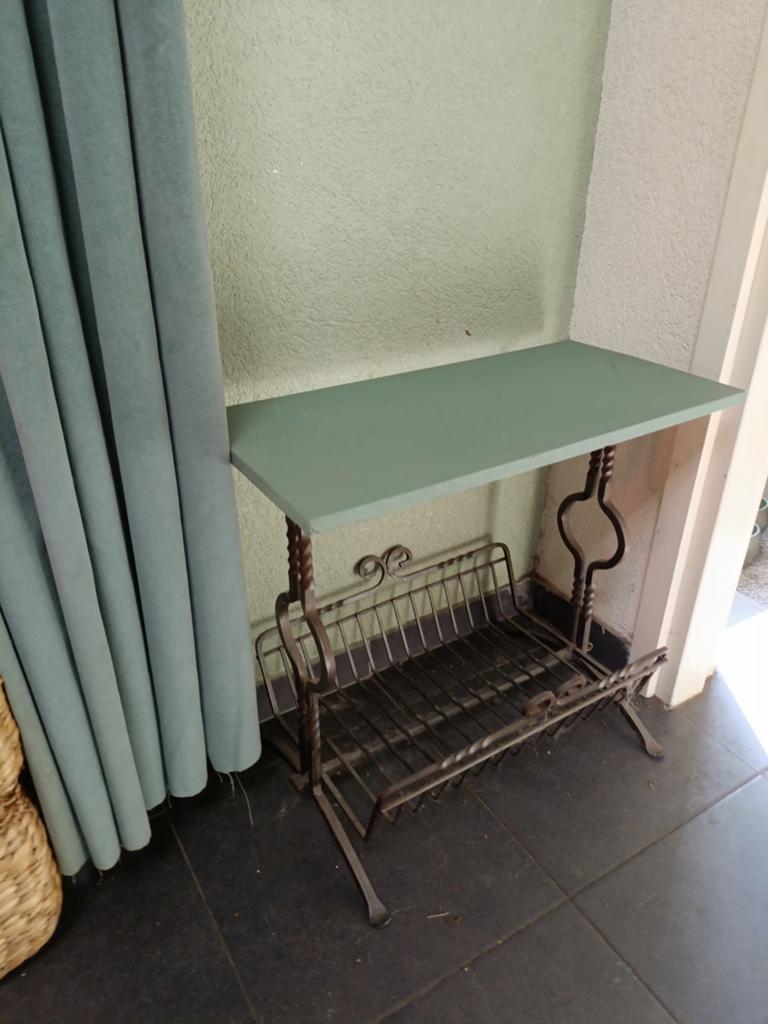 Vintage lectuur bak, Huis en Inrichting, Tafels | Bijzettafels, Ophalen, Rechthoekig, Minder dan 55 cm
