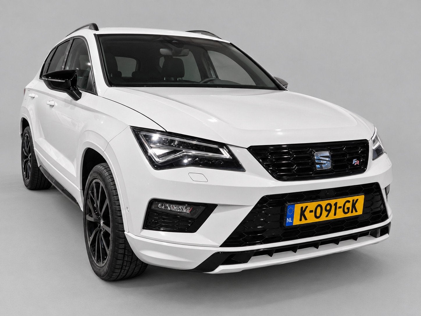 Seat Ateca 1.5 TSI FR Business Intense - AUT - Panoramadak -, Auto's, 4 cilinders, Wit, Bedrijf, SUV of Terreinwagen