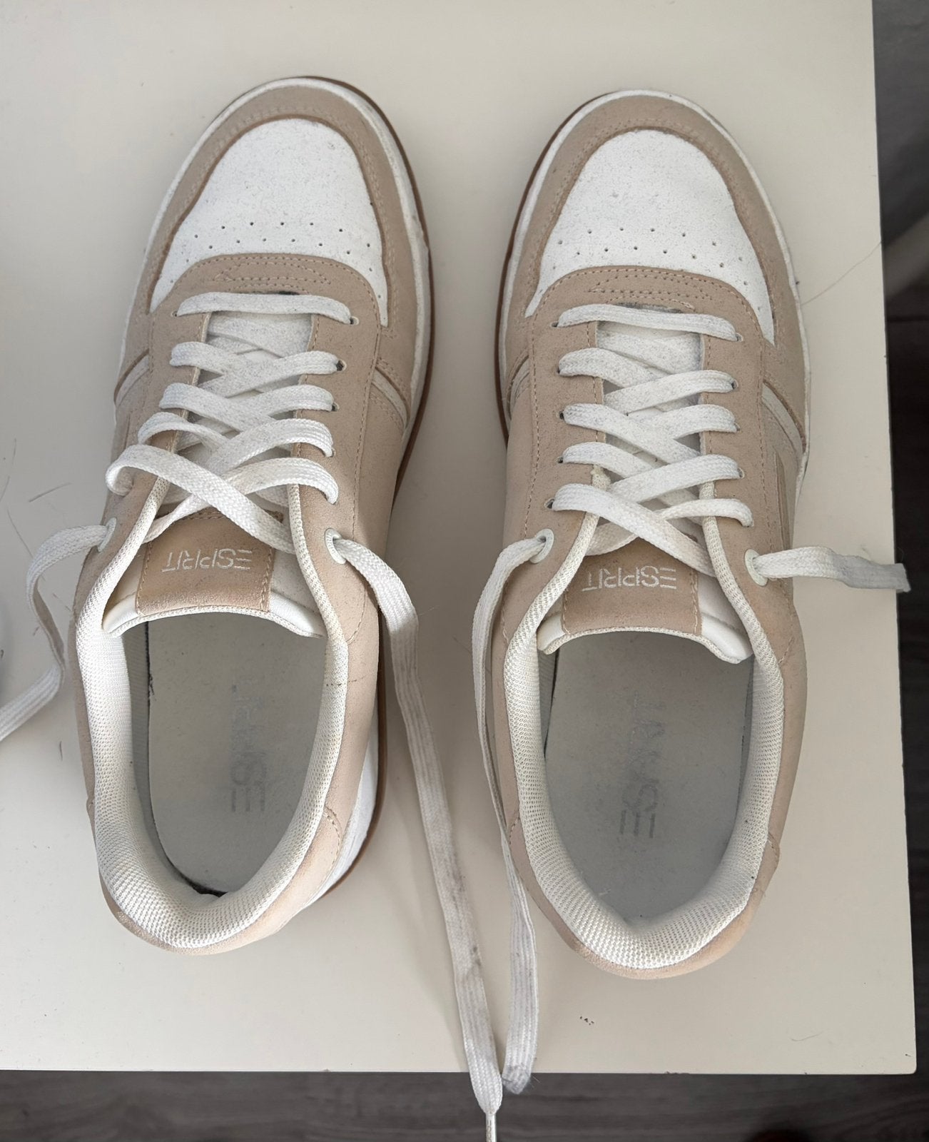 Esprit sneakers beige/wit maat 40, Ophalen, Beige, Sneakers of Gympen, Zo goed als nieuw