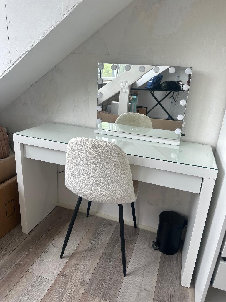 Make-Up tafel, Ophalen, Kunststof, Nieuw, 50 tot 100 cm