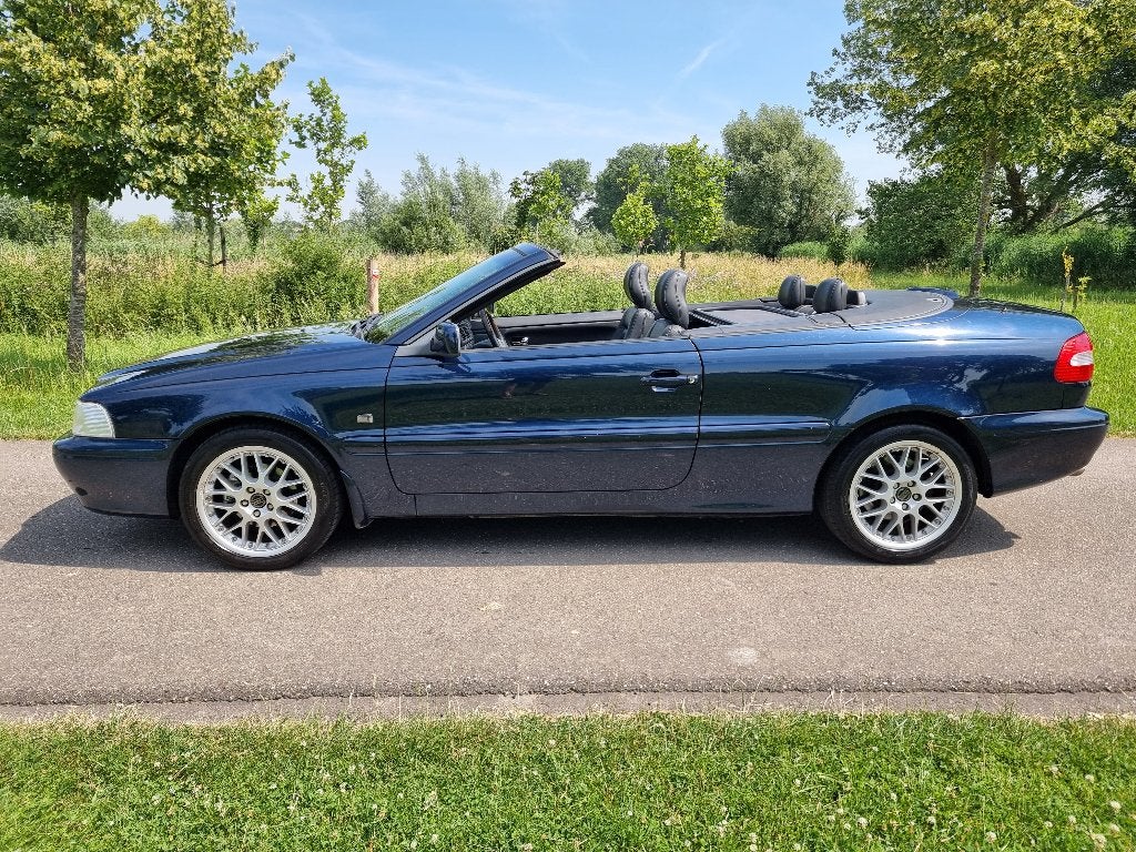 Volvo C70 2.4 T Cabrio , leder, houtinleg, windscherm, Voorwielaandrijving, C70, Cabriolet, Grijs