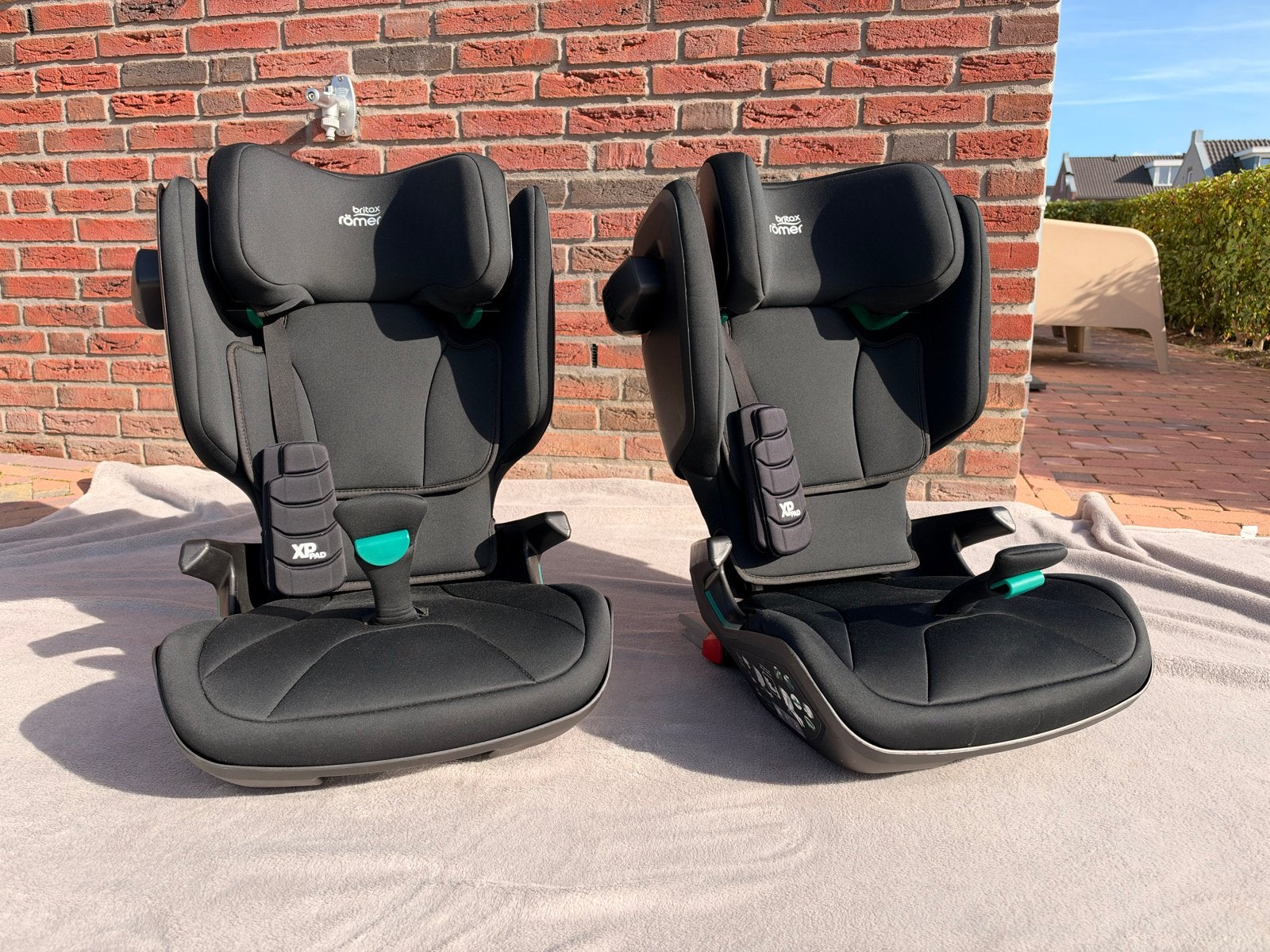 2 Britax Römer Kidfix i-size autostoelen Zo goed als nieuw, Kinderen en Baby's, Ophalen, Romer, Autogordel of Isofix, 15 t/m 36 kg