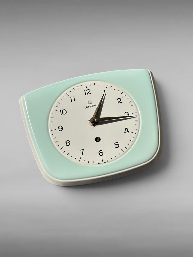 Vintage Junghans Klok - Zeldzame Mintgroene Kleur, Antiek en Kunst, Antiek | Klokken, Ophalen of Verzenden