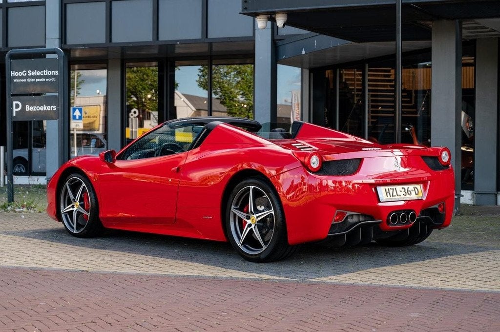 Ferrari 458 4.5 V8 SPIDER HELE (bj 2013, automaat), Automaat, Euro 5, Achterwielaandrijving, Gebruikt