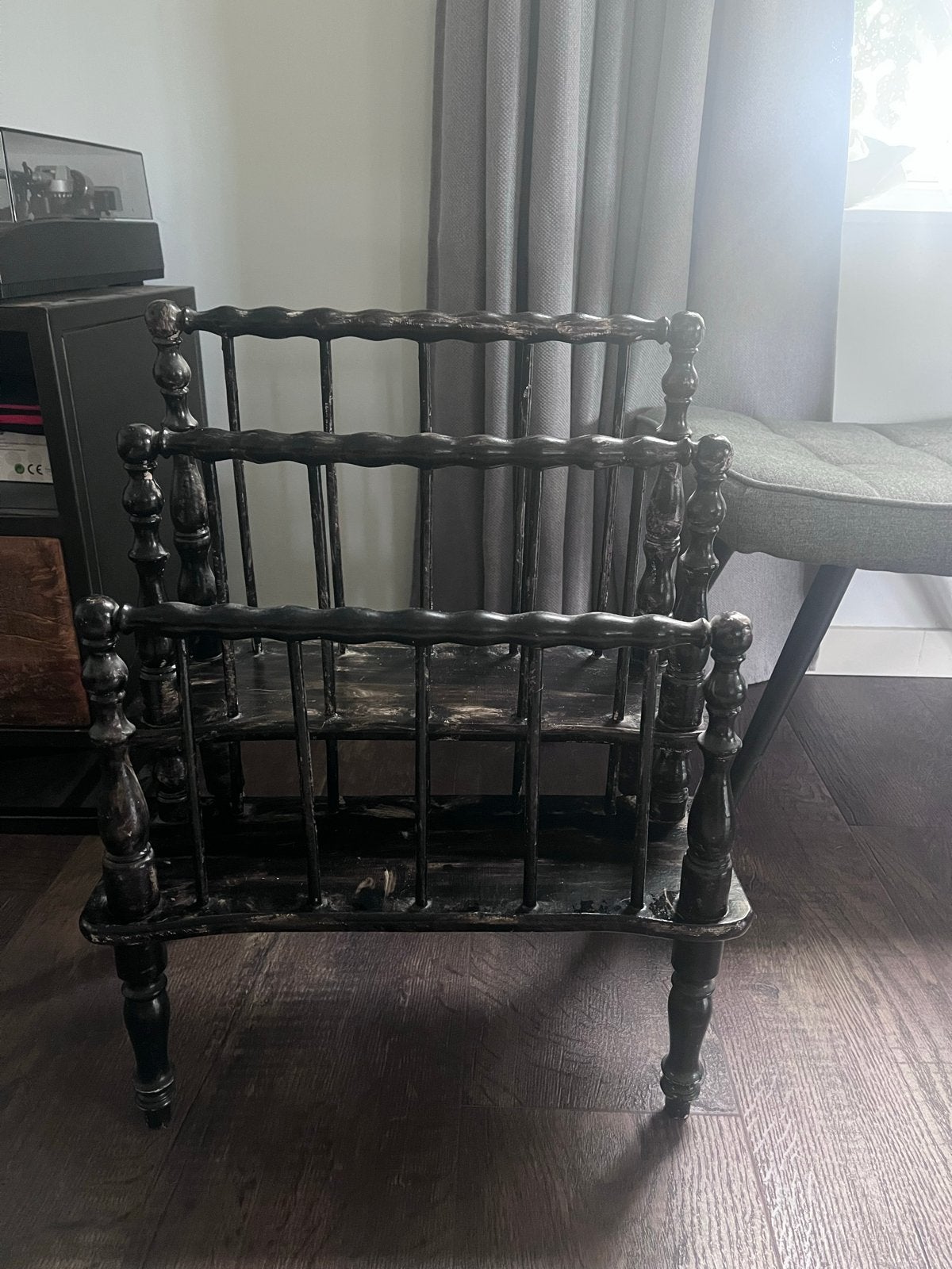 Vintage houten lectuurbak/krantenbak, zwart, Ophalen, Gebruikt, Lectuurbak, Vintage