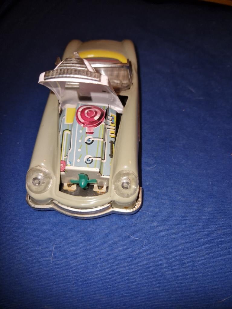 Vintage Blikken Auto met Tikkend Motorgeluid, Verzamelen, Ophalen of Verzenden, Zo goed als nieuw
