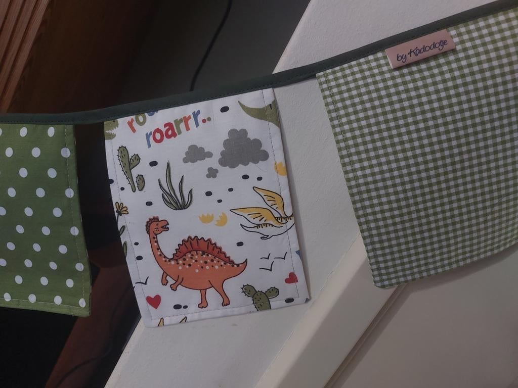 Vlaggenlijn 'Dino/Dinosaurus ', Kinderen en Baby's, Kinderkamer | Inrichting en Decoratie, Ophalen of Verzenden, Nieuw, Wanddecoratie
