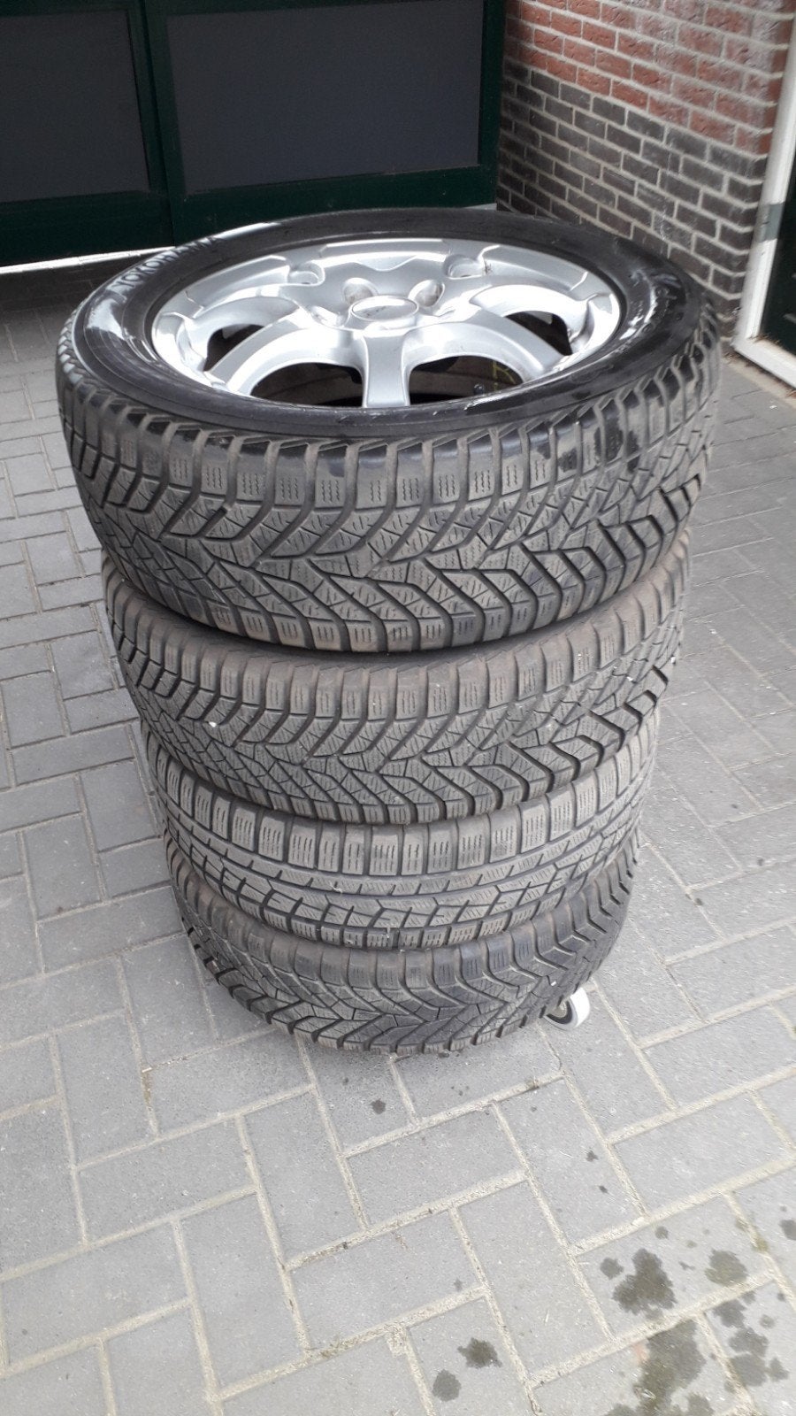 4 winterbanden met aluminium velgen., Ophalen