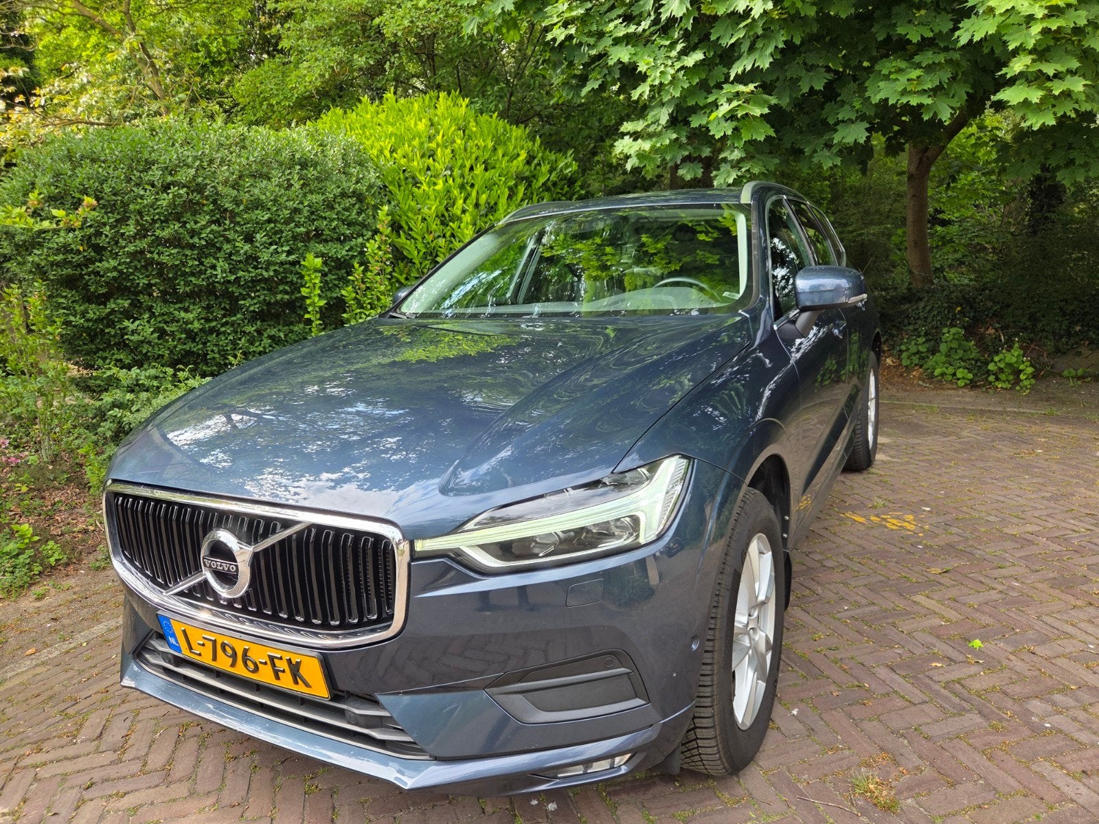 Volvo XC60 T5 250pk inscription 2018 Blauw, Auto's, Volvo, Zwart, 4 cilinders, Blauw, 14 km/l