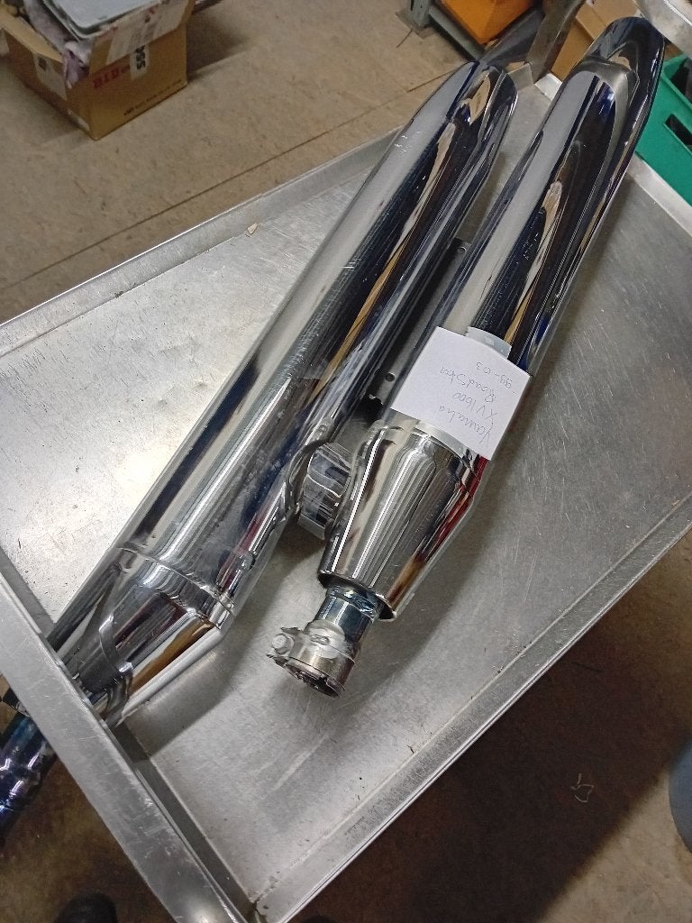 Compleet origineel uitlaatset XV 1600 Road Star, Motoren, Gebruikt, Ophalen of Verzenden, Yamaha, Info@psmotoren.nl