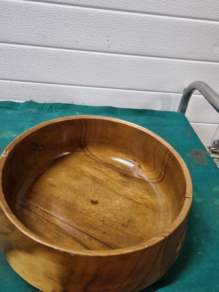 schaal van hout vintage met barstje, Ophalen of Verzenden, 'T Olde Gre-j, Info@toldegrej.nl, Endepoelstraat 20f Didam