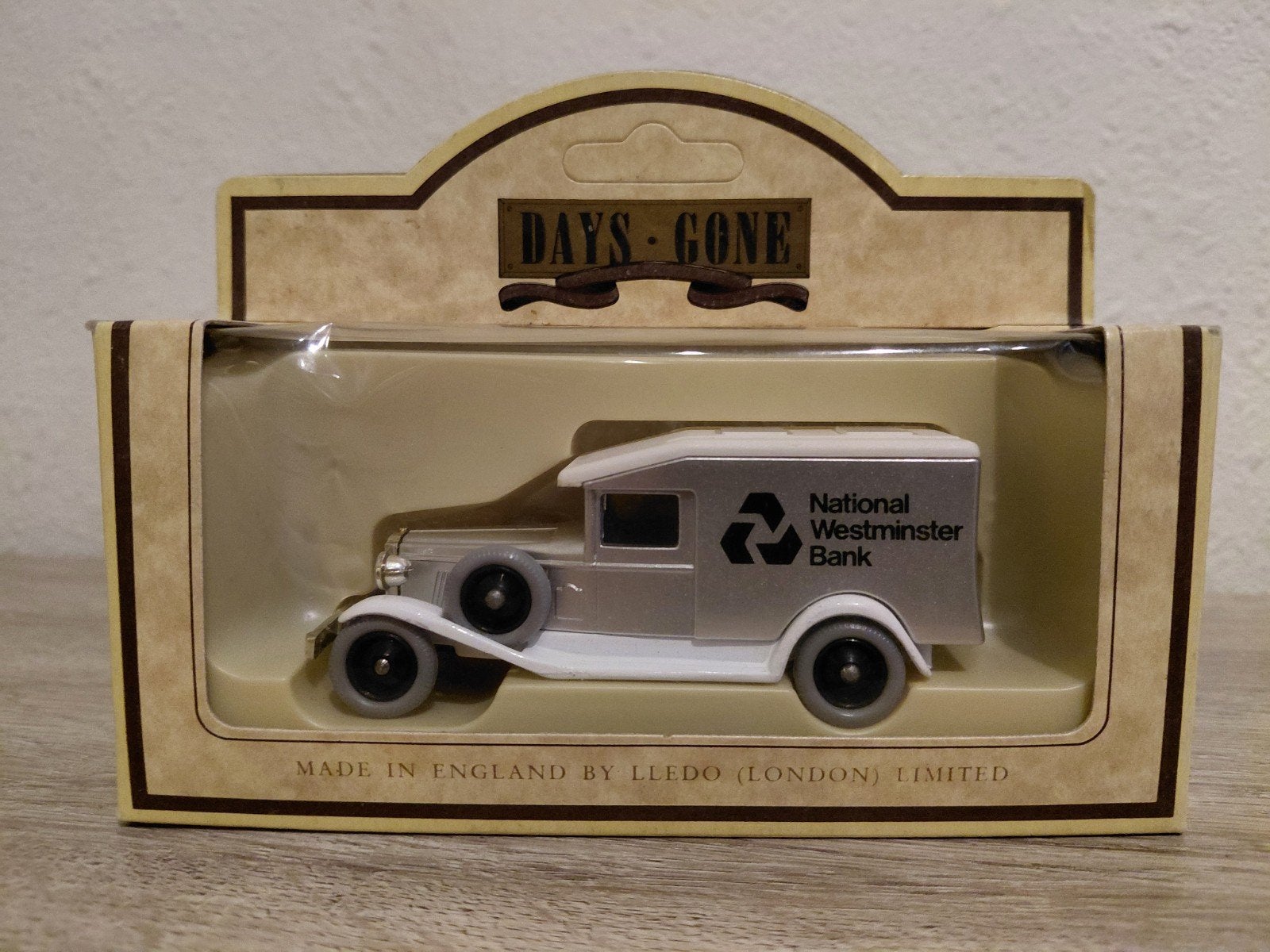 'National Westminster Bank' 1936 Packard, Overige merken, Auto, Verzenden, 1:32 tot 1:50