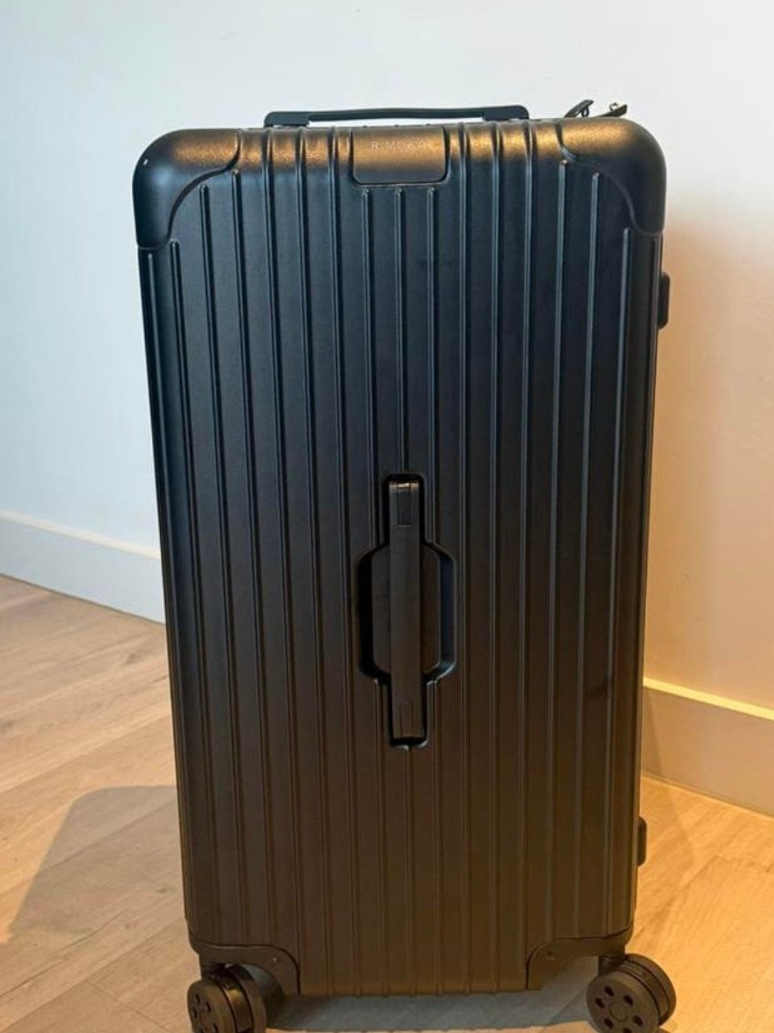 De RIMOWA Essential Trunk Plus in matzwart, Ophalen, Zo goed als nieuw, Metaal, 70 cm of meer
