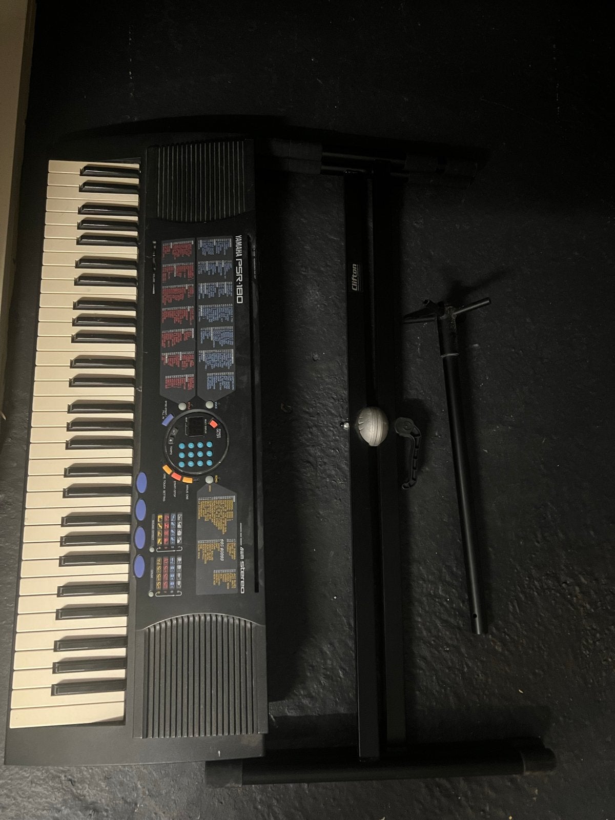 Yamaha PSR-180 Keyboard met standaard, Ophalen, Yamaha, Met standaard, 61 toetsen