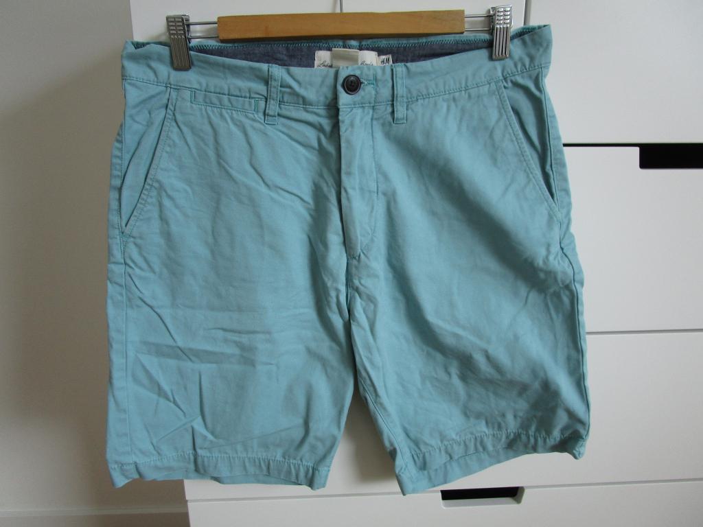 H&M - groene korte broek maat 32, Overige kleuren, W32 (confectie 46) of kleiner, Ophalen of Verzenden, Zo goed als nieuw