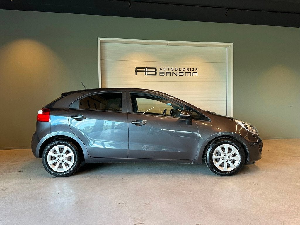 Kia Rio 1.2 CVVT 5-DRS PLUS PACK|CLIMA AIRCO|ISOFIX|AUX+Ipod, 4 cilinders, Met garantie (alle), Origineel Nederlands, Bedrijf