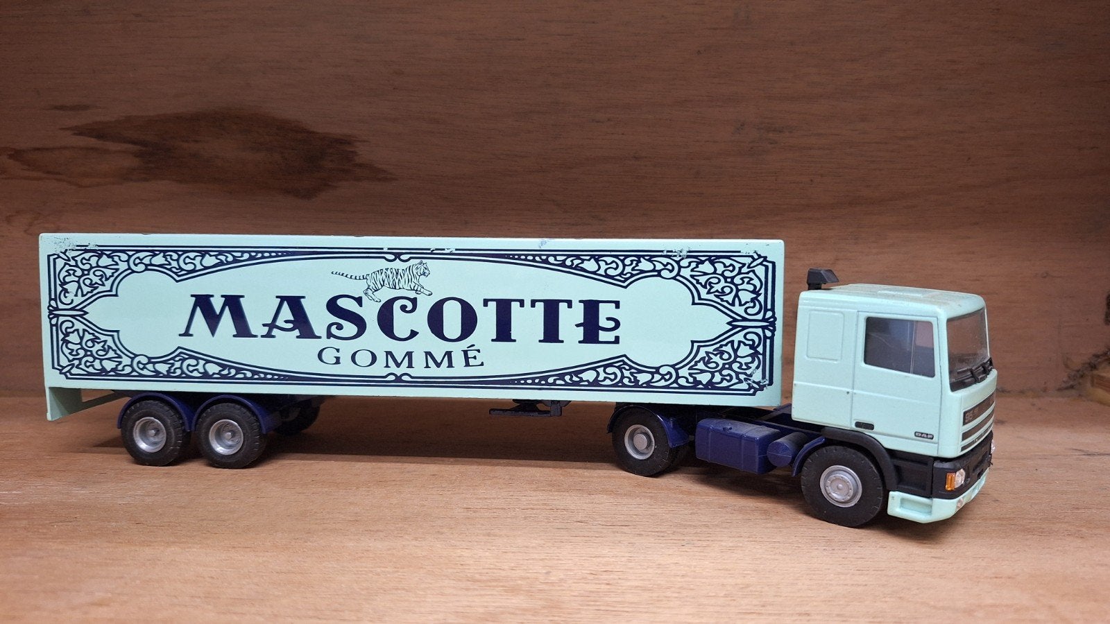 LION DAF 95 400 Mascotte vrachtwagen 1:50, Ophalen of Verzenden, Zo goed als nieuw, Bus of Vrachtwagen, Lion Toys