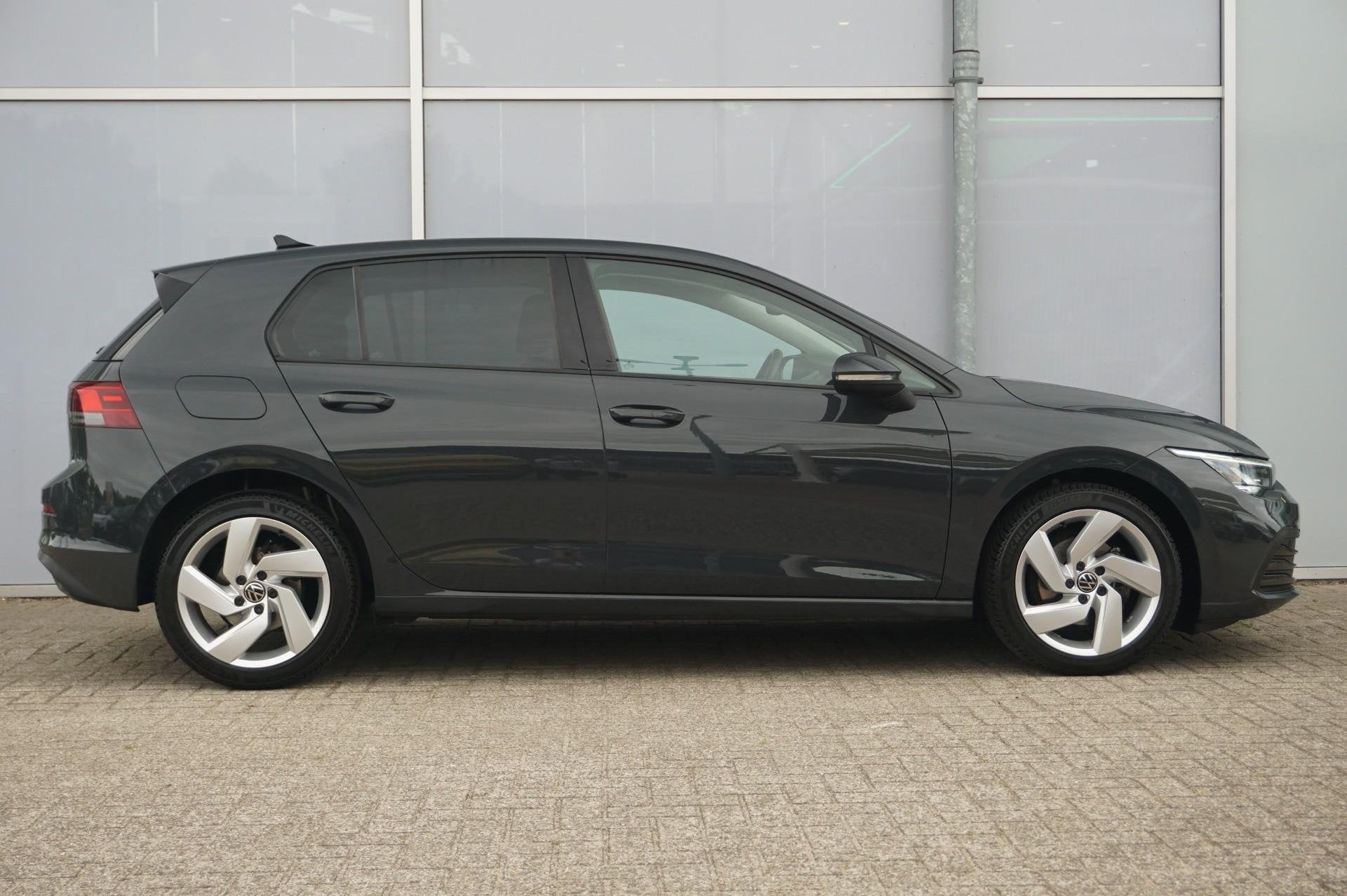Volkswagen Golf 1.0 TSI 90pk | Applecarplay & Androidauto |, Auto's, Voorwielaandrijving, Stof, Gebruikt, Euro 6