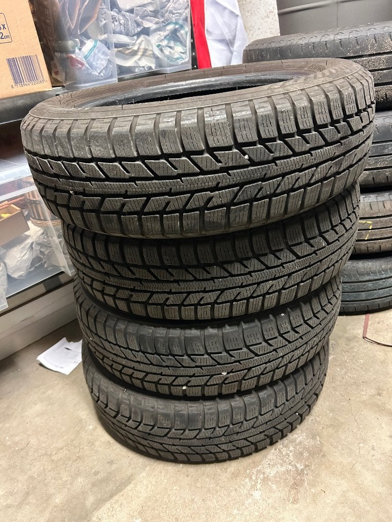 4x Yokohama Winterbanden 165/65R14 79T, Ophalen, 14 inch, Gebruikt, Winterbanden