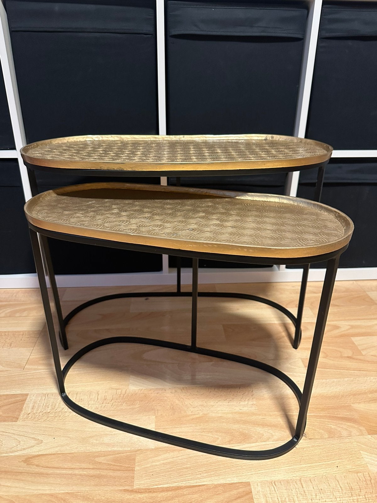 Set van 2 salontafeltjes, Huis en Inrichting, Tafels | Bijzettafels, Minder dan 55 cm, Metaal of Aluminium, Zo goed als nieuw
