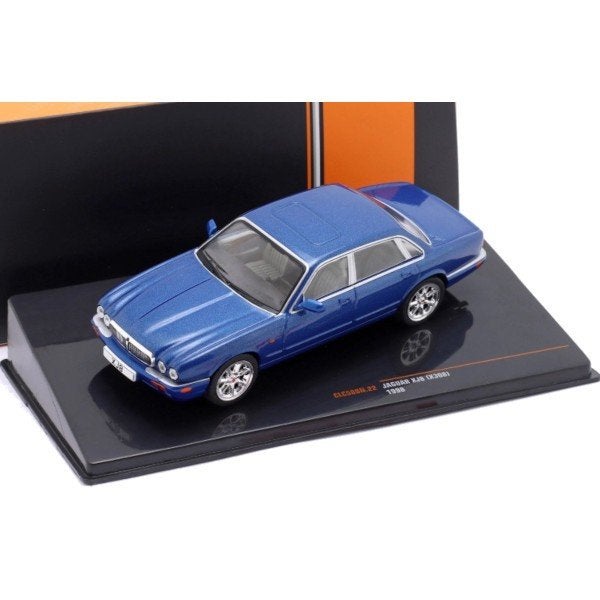 Jaguar XJ8 (X308) 1998 Blauw Schaal 1/43 Ixo Models, Overige merken, Ixo Models, Auto, Ixo Models