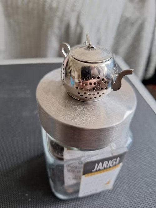 Glazen pot met thee en spel h, Onbekend, Onbekend, Ophalen of Verzenden, Zo goed als nieuw