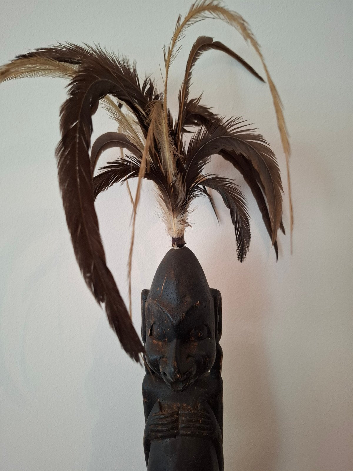 2 Aziatische houten beelden, Houtsnijwerk, Handgemaakt, Hout, Bruin