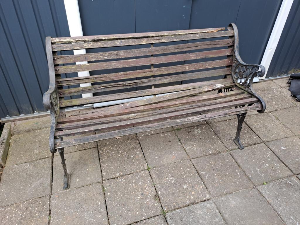 Mooie statige tuinbank met leeuwenkop opknapper, Tuin en Terras, Ophalen, Gebruikt, Metaal