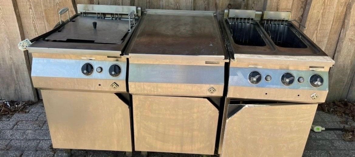 Professionele Horeca Keukenapparatuur Set: Grill, Bakplaat,, Ophalen of Verzenden, Gebruikt, Fornuis, Frituur en Grillen