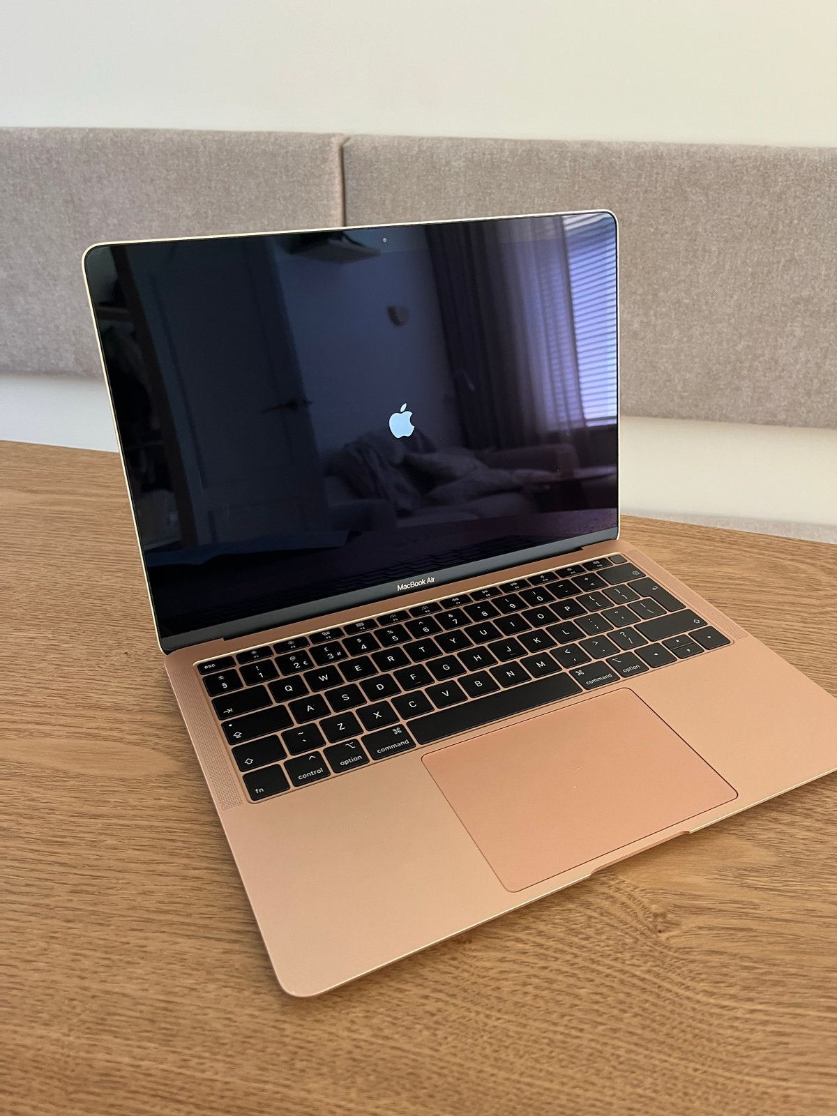 MacBook Air 13 inch 2018 rose gold - Zo goed als nieuw, Ophalen, 256 GB, Qwerty, 8 GB
